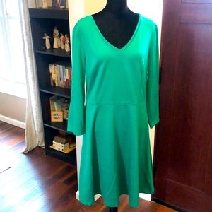 Green dress, 3/4 sleeve, size large.
